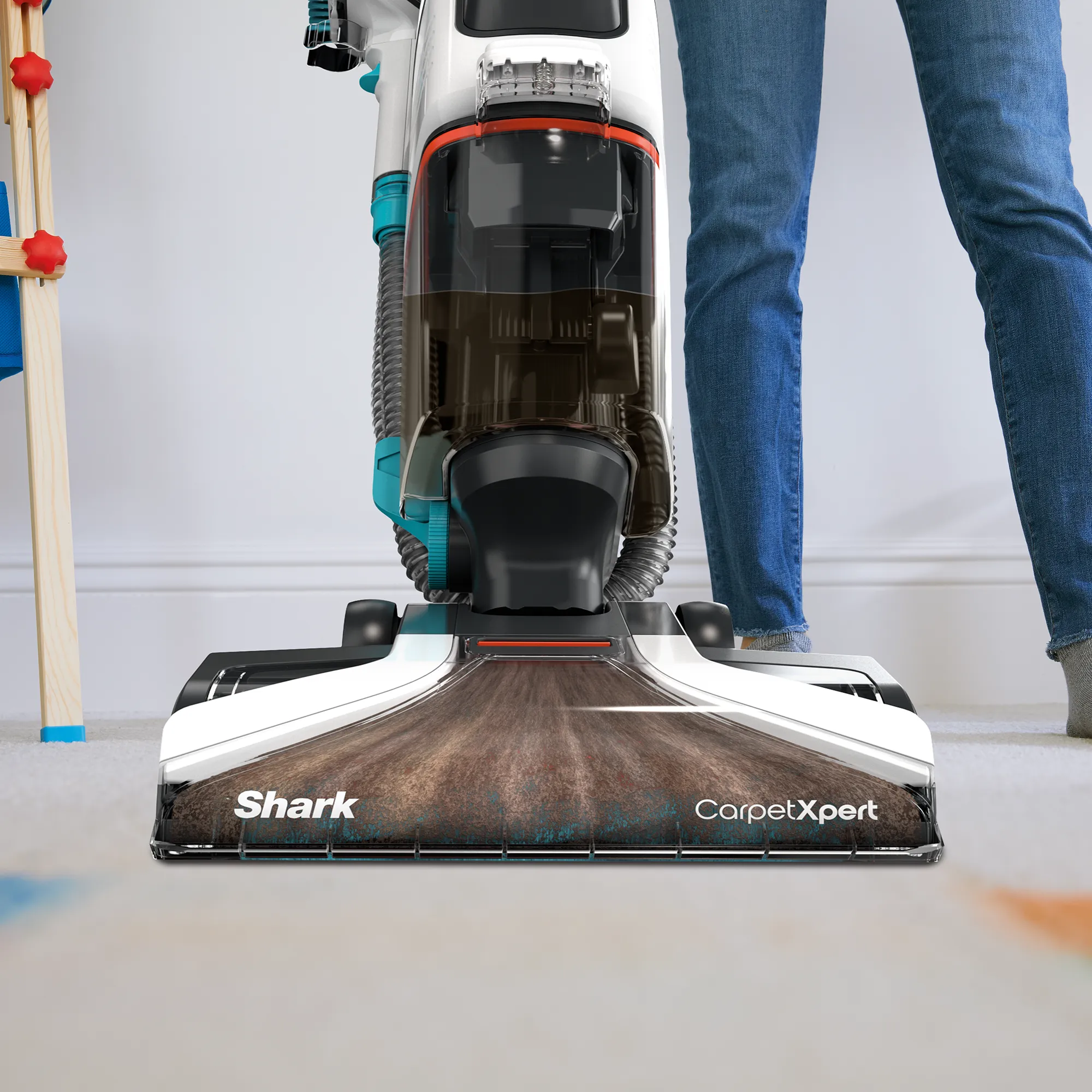 Shark CarpetXpert Deep Carpet Cleaner with Built-In StainStriker - Image 14