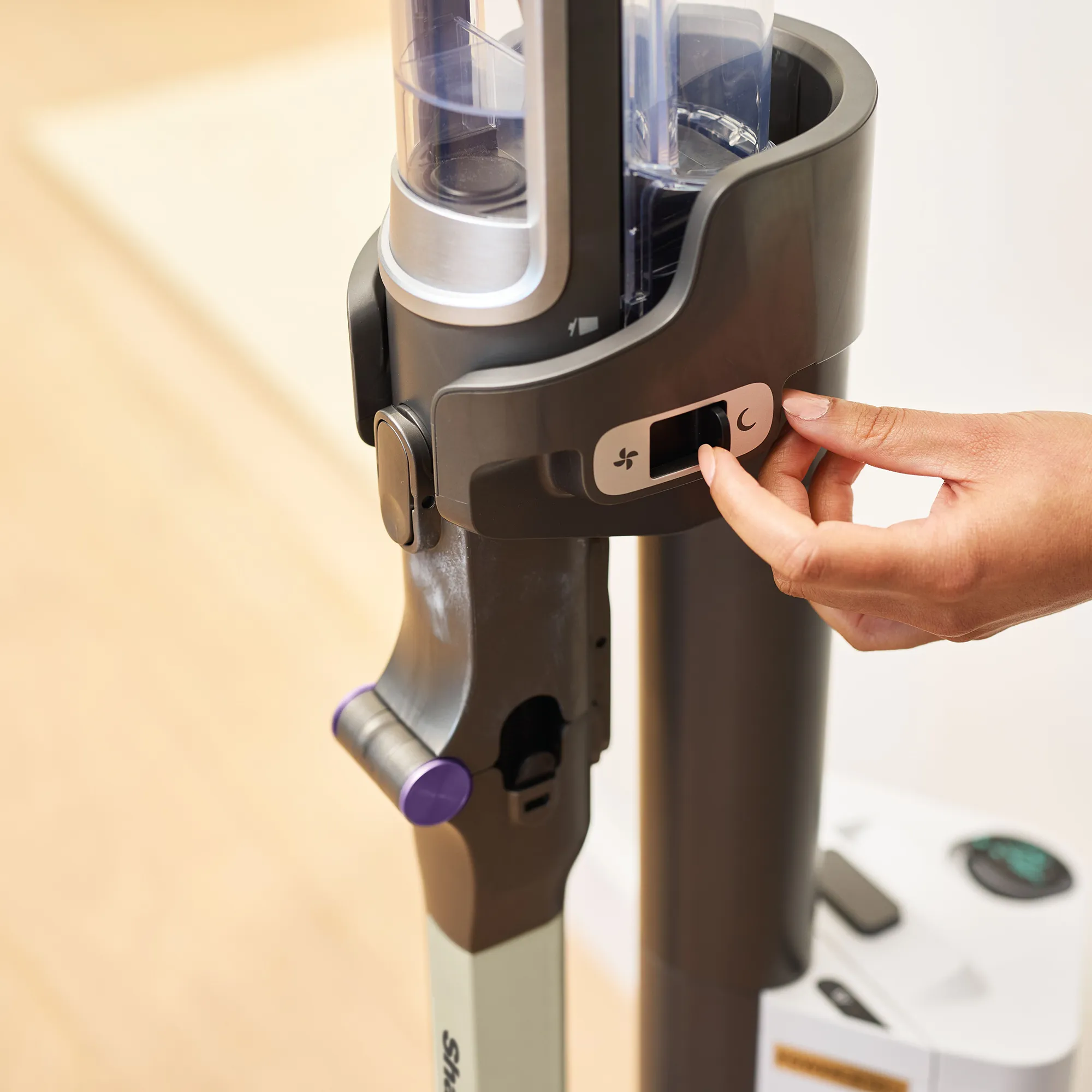 Shark Cordless PowerDetect Clean & Empty System - Image 20