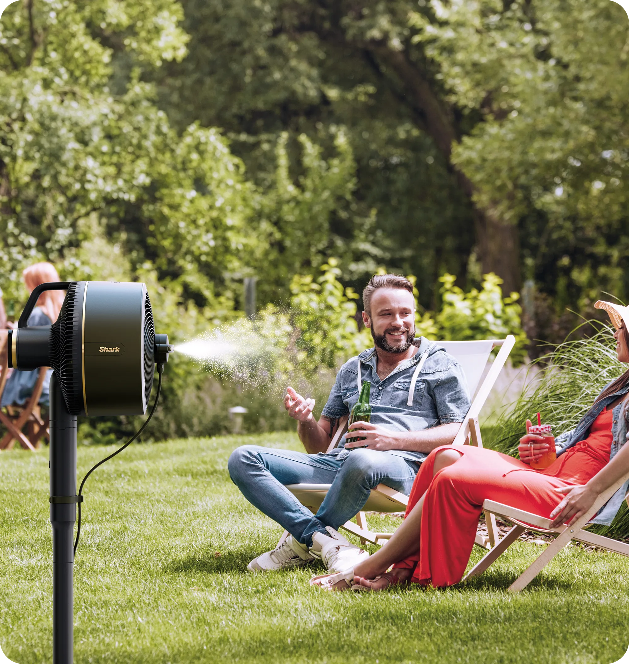 Shark FlexBreeze Fan With Misting Attachment - Black - Image 3