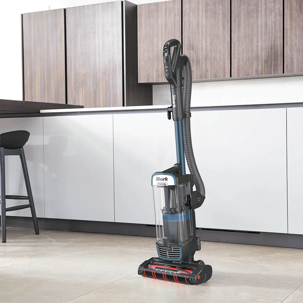 Shark Stratos XL Pet Pro Powered Lift-Away with Odour Neutraliser Technology - Image 7